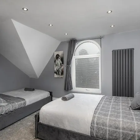 Harewood Lodge Darlington Luxury Apartments Exterior photo