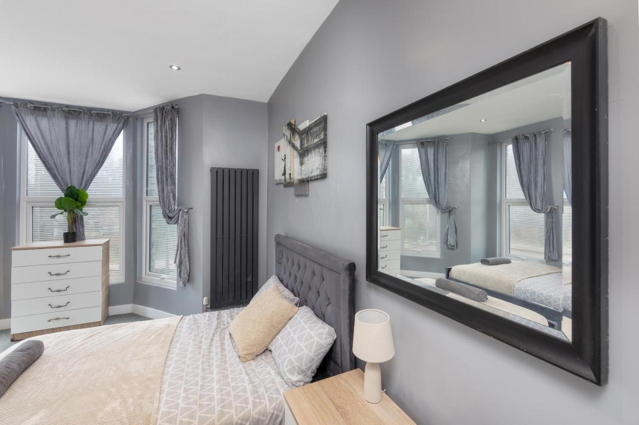 Harewood Darlington Luxury *