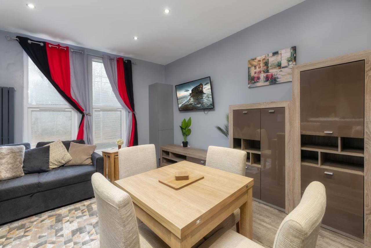 Harewood Darlington Luxury *
